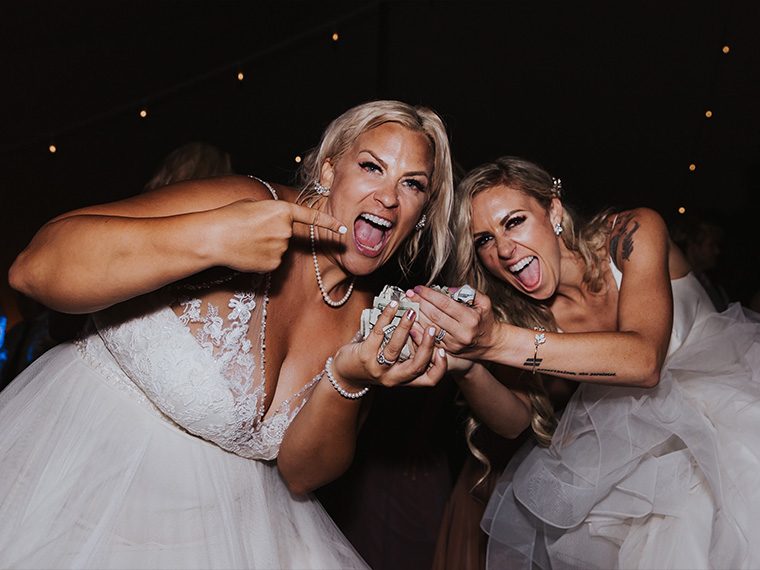 How much are wedding DJs in Los Angeles?